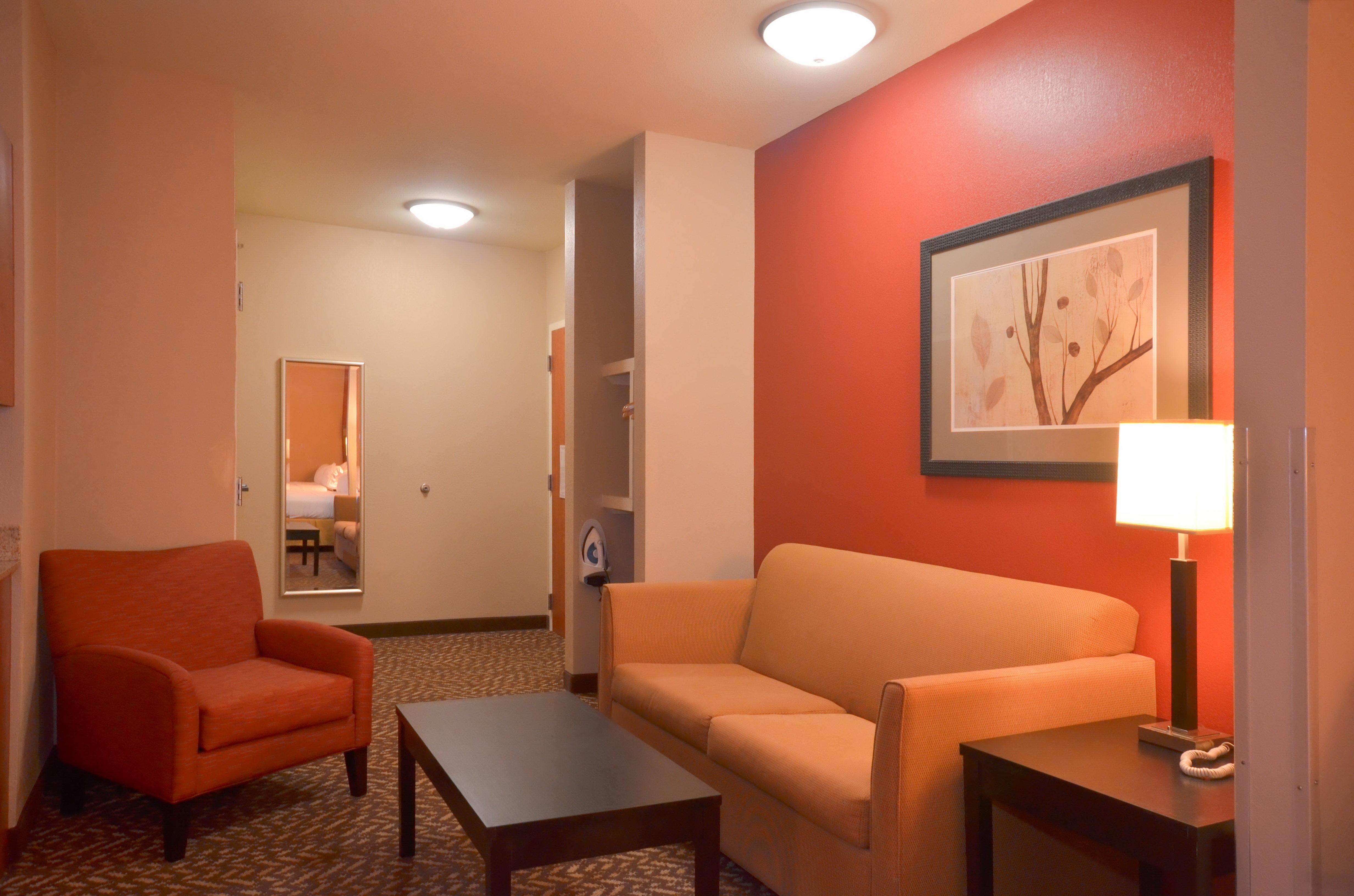 Holiday Inn Express & Suites Pine Bluff/Pines Mall By Ihg Esterno foto