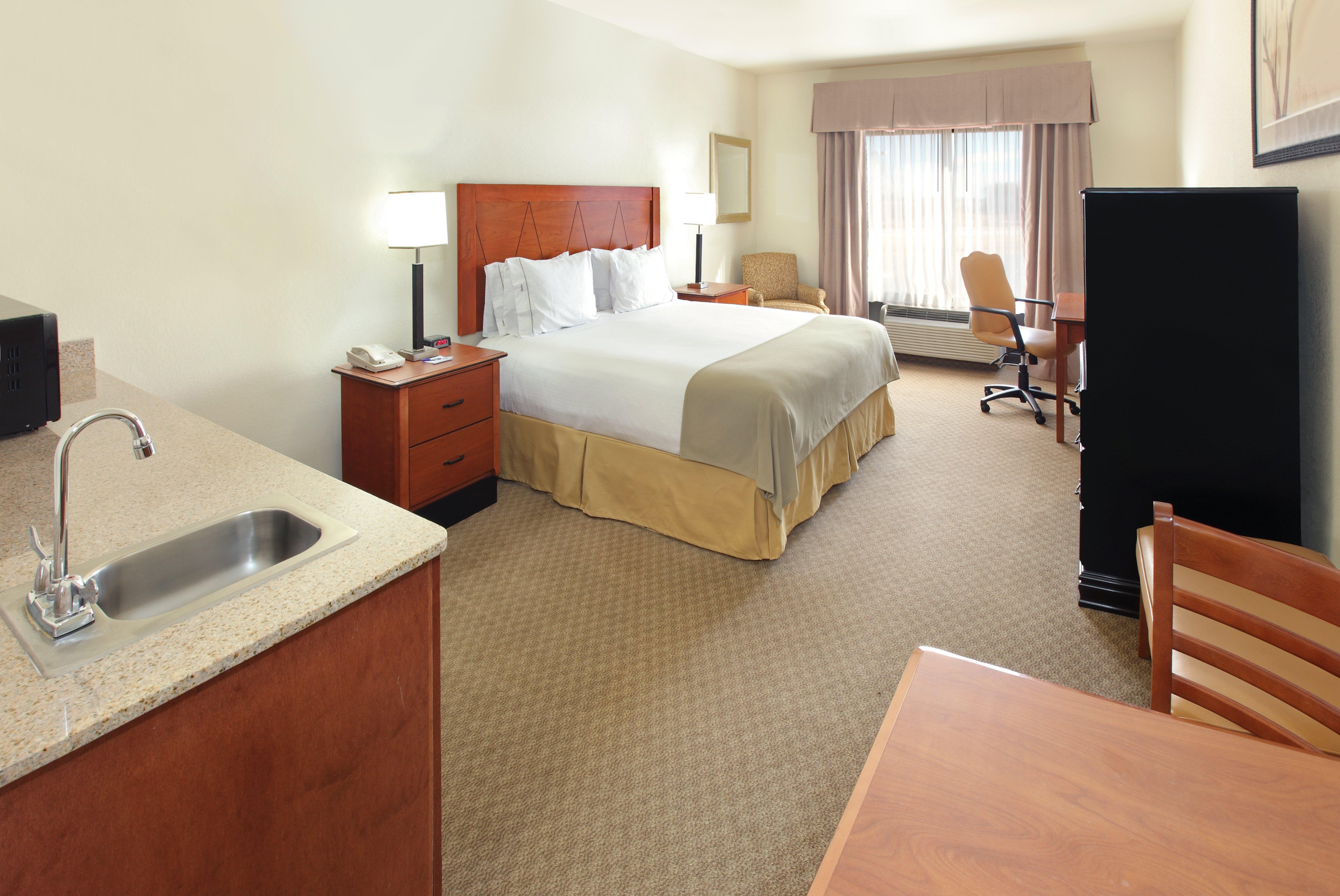 Holiday Inn Express & Suites Pine Bluff/Pines Mall By Ihg Esterno foto
